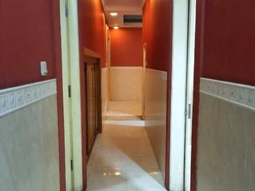 Rumah Hoek Siap Untuk Usaha Perumahan Griya Depok Asri Kota Depok