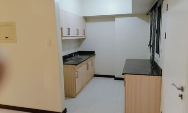 FOR LEASE! Pristine 2BR w/ parking in Viera Residences, Quezon City for Php 34,500