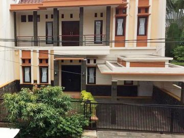 Rumah Dijual 2 Lantai di Pesona Khayangan Depok