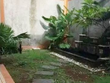 Rumah Dijual 2 Lantai di Pesona Khayangan Depok
