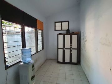 Gudang Bekas Sarang Walet Tengah Kota Pasuruan