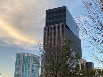 Vendo Casa en Valle de Juriquilla, 3 Recamaras, Cuarto de Servicio, de Lujo