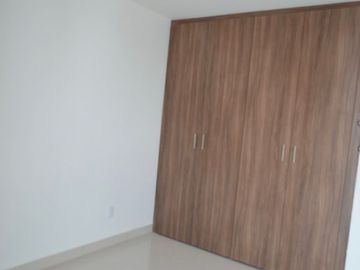 Vendo Casa en Valle de Juriquilla, 3 Recamaras, Cuarto de Servicio, de Lujo
