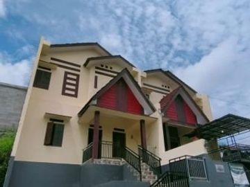 Rumah 2 lantai termurah di Kota Rangkasbitung, 300 jutaan