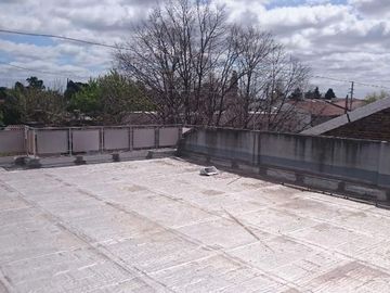 Casa PH en venta en Castelar Norte