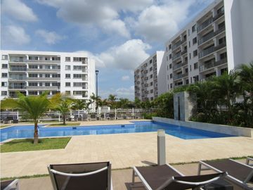 Apartamento en Venta de  2 Recamaras en PH Midrise, Woodlands