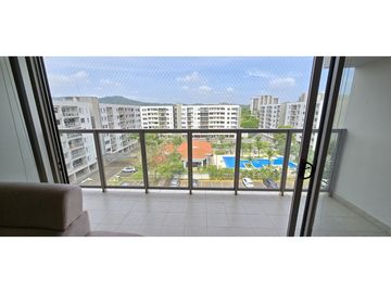 Apartamento en Venta de  2 Recamaras en PH Midrise, Woodlands