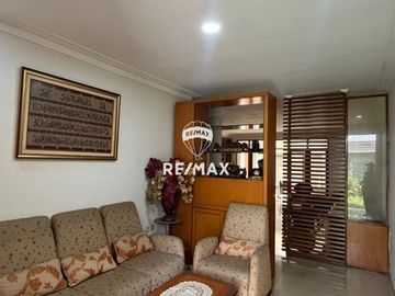 DIJUAL RUMAH CANTIK DIKAWASAN KEBAYORAN BARU JAKARTA SELATAN