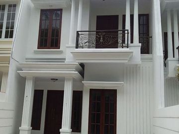 Rumah Siap huni Dekat Stasiun Lenteng agung jakarta selatan