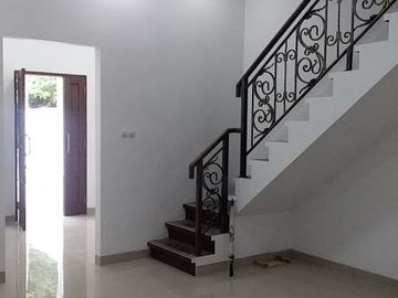 Rumah Siap huni Dekat Stasiun Lenteng agung jakarta selatan