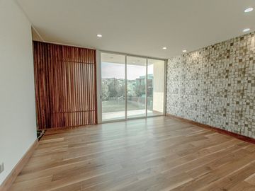 CASA EN VENTA EN  BOSQUES DE LOS LAGOS ZONA PUERTA LAS LOMAS Y JUAN PALOMAR