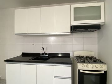 apartamento en arriendo en altos del limón. Cod A86690
