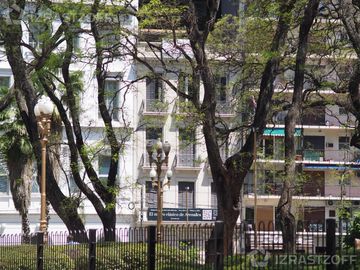 Espectacular loft en edificio a estrenar sobre Plaza Vicente López. Financiación directa