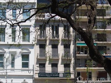 Espectacular loft en edificio a estrenar sobre Plaza Vicente López. Financiación directa