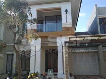 Rumah mewah istimewa perum Vasana dkt UGM jl kaliurang km 6