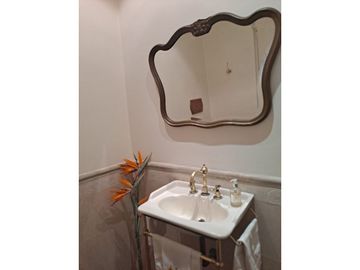 Hermoso Chalet en 2 plantas con Parque
