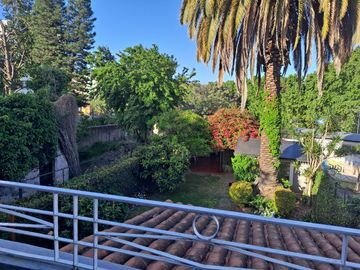Hermoso Chalet en 2 plantas con Parque