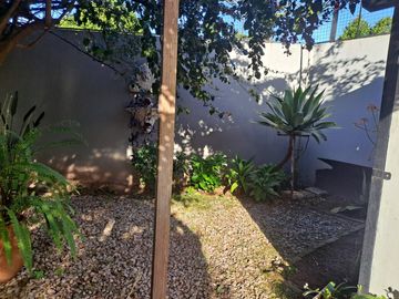 Hermoso Chalet en 2 plantas con Parque