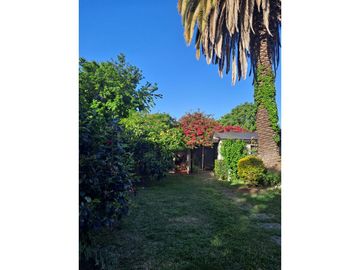 Hermoso Chalet en 2 plantas con Parque