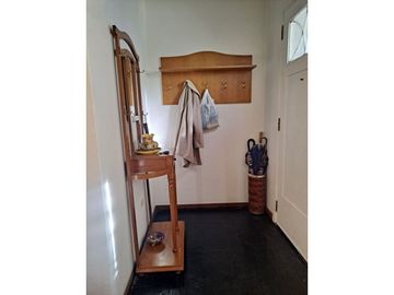 Hermoso Chalet en 2 plantas con Parque