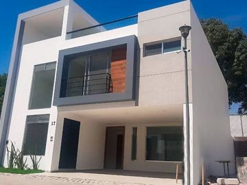 VENTA DE CASA NUEVA EN EXCLUSIVO FRACC.KINARA A UNOS PASOS DE CHEDRAHUI SELECTO
