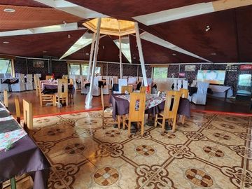 HERMOSO RESTAURANT EN ARRIENDO