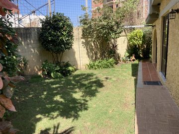 casa condominio en arriendo/venta en villa campestre. Cod V103784