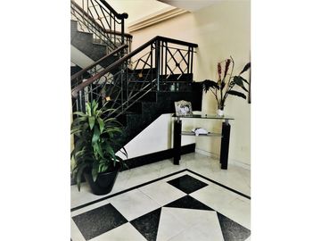 Venta de casa (duplex) en el Avance GTA
