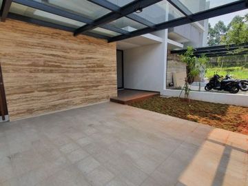 Rumah Rapih Siap Huni Di Kebayoran Bintaro -Sc 5773 Br