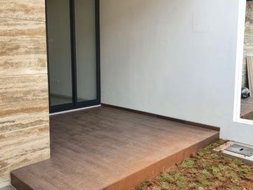 Rumah Rapih Siap Huni Di Kebayoran Bintaro -Sc 5773 Br