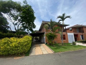 VENTA de CASAS en JAMUNDI