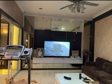 DIJUAL RUMAH BAGUS FURNISHED DI CHALCEDONY PHG GADING SERPONG