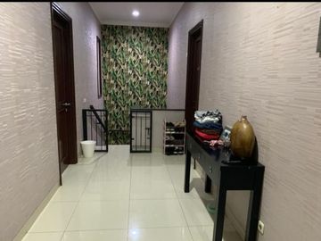 DIJUAL RUMAH BAGUS FURNISHED DI CHALCEDONY PHG GADING SERPONG
