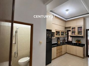 Rumah Premium 2 Lantai SHM Di Duren Sawit 4 KT LT 114m