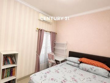 Rumah Premium 2 Lantai SHM Di Duren Sawit 4 KT LT 114m
