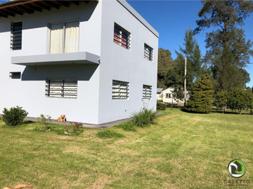 VENTA - CASA QUINTA - LA PLATA.