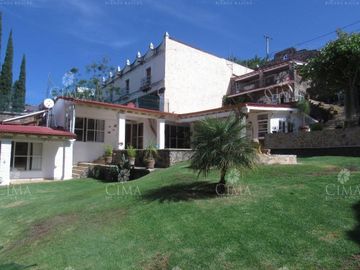 VENTA CASA ESTILO FINCA EN RANCHO CORTÉS - V146