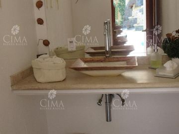 VENTA CASA ESTILO FINCA EN RANCHO CORTÉS - V146
