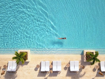Departamento, planta baja, alberca privada de lujo en  Playa del Carmen