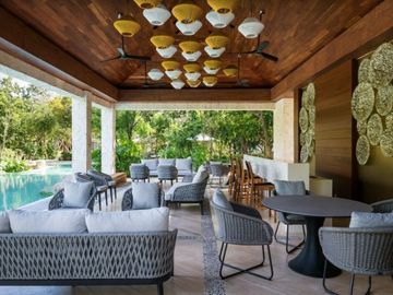 Departamento, planta baja, alberca privada de lujo en  Playa del Carmen