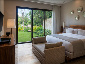 Departamento, planta baja, alberca privada de lujo en  Playa del Carmen