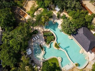Departamento, planta baja, alberca privada de lujo en  Playa del Carmen