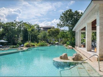 Departamento, planta baja, alberca privada de lujo en  Playa del Carmen