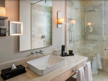 Departamento, planta baja, alberca privada de lujo en  Playa del Carmen