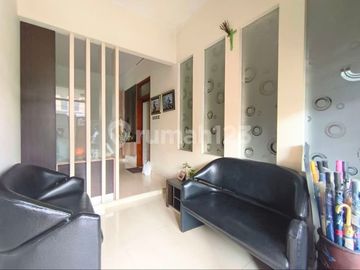 Rumah Cantik Terawat Fajar Indah Dekat Pintu Toll