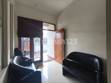 Rumah Cantik Terawat Fajar Indah Dekat Pintu Toll