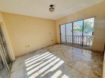 Casa en VENTA muy bien ubicada fracc zaragoza Veracruz