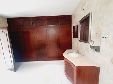 Casa en VENTA muy bien ubicada fracc zaragoza Veracruz
