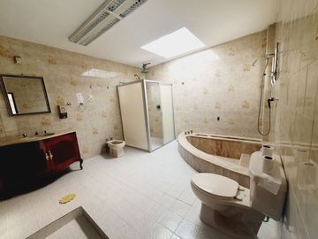 Casa en VENTA muy bien ubicada fracc zaragoza Veracruz