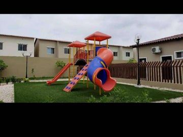 CASA EN VENTA  DE 1 PLANTA EN URBANIZACIÓN VILLA ITALIA - MODELO FIORELLA, CERCA DE URBANIZACION LA RIOJA